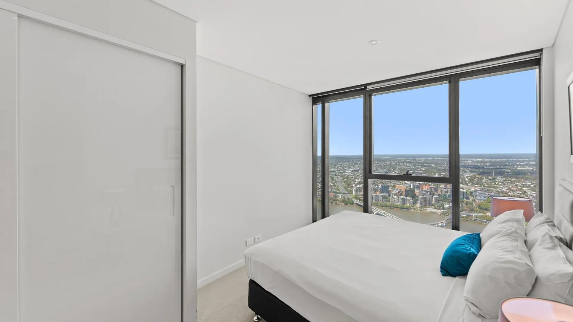 Brisbane Skytower By Cllix Aparthotel Australia